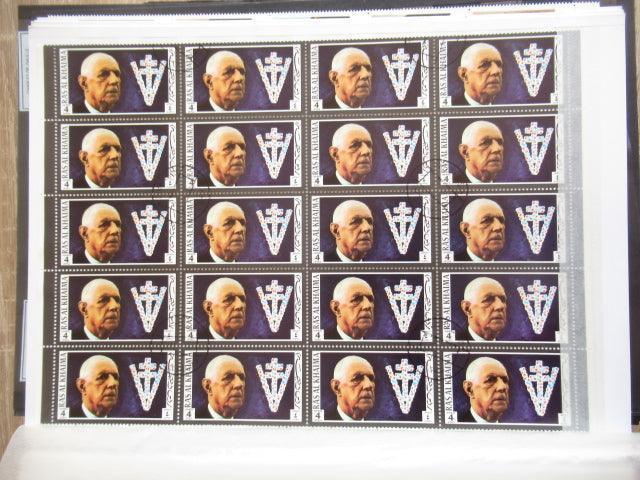 France - Importante Thématique sur le General De Gaulle - Timbres-Et-Passion